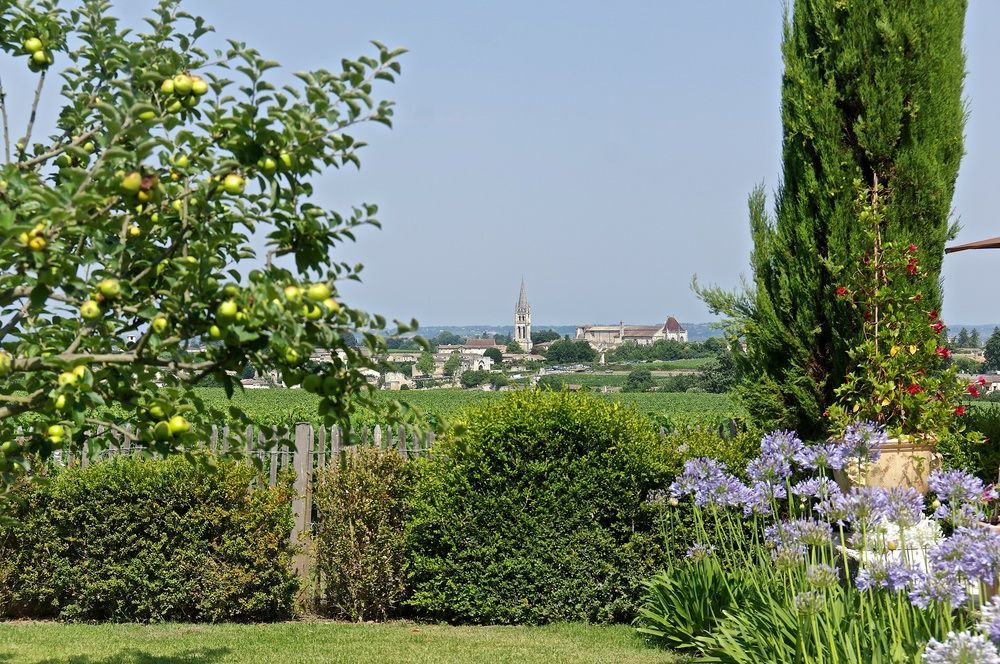 Les Clefs De Troplong Mondot Saint-Émilion Екстериор снимка